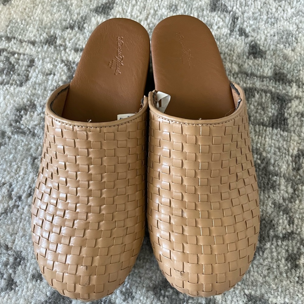 Women’s Mules/clogs size 7 1/2